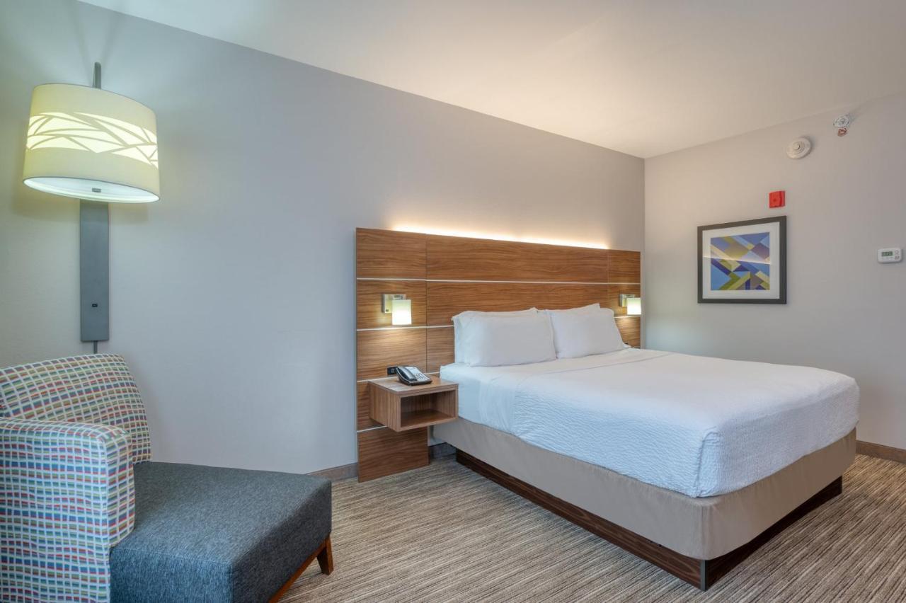 Holiday Inn Express Troy By Ihg Екстер'єр фото