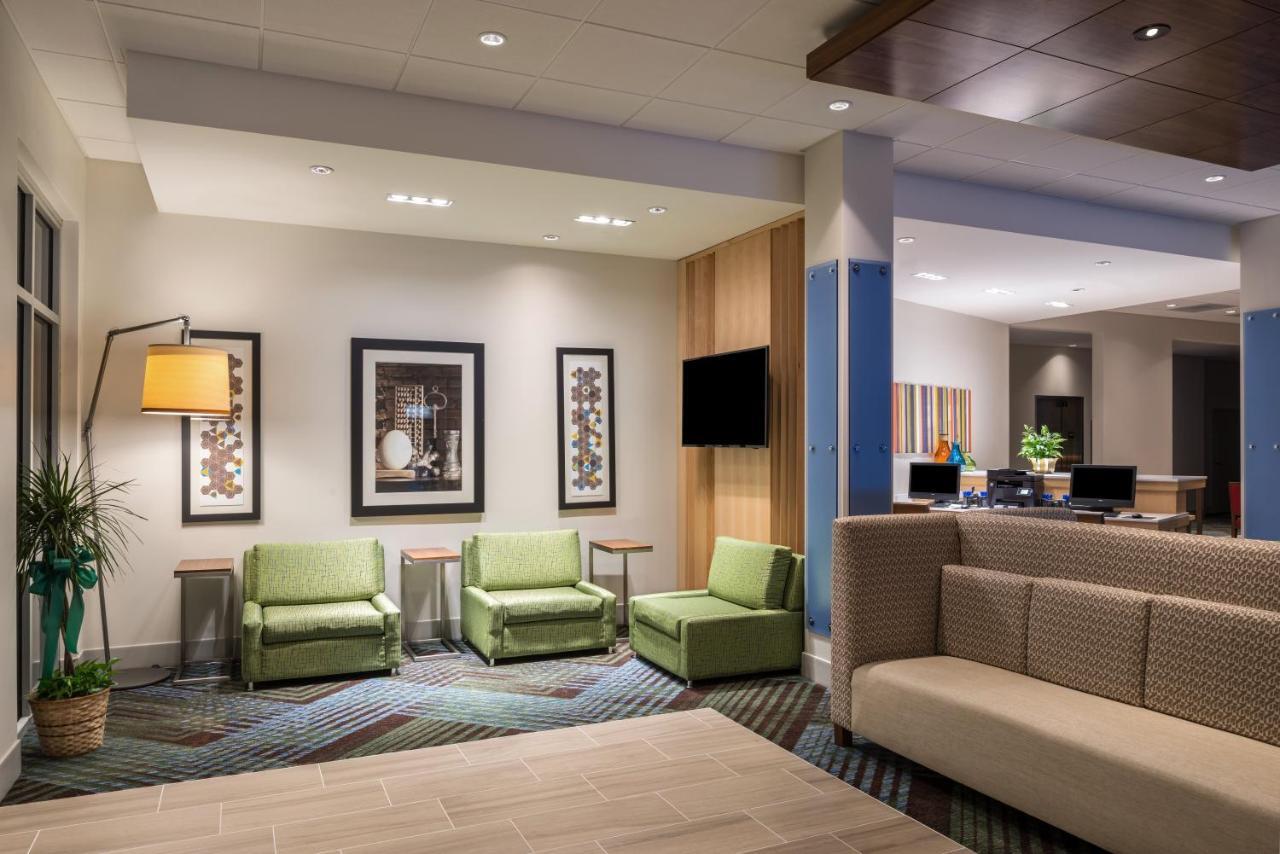 Holiday Inn Express Troy By Ihg Екстер'єр фото